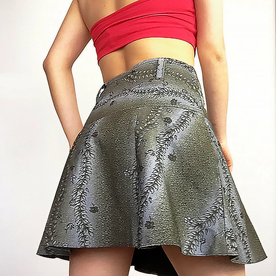 90S Y2K HIGH WAIST WAISTED PLEAT SKIRT WITH INNER SAFETY SHORTS