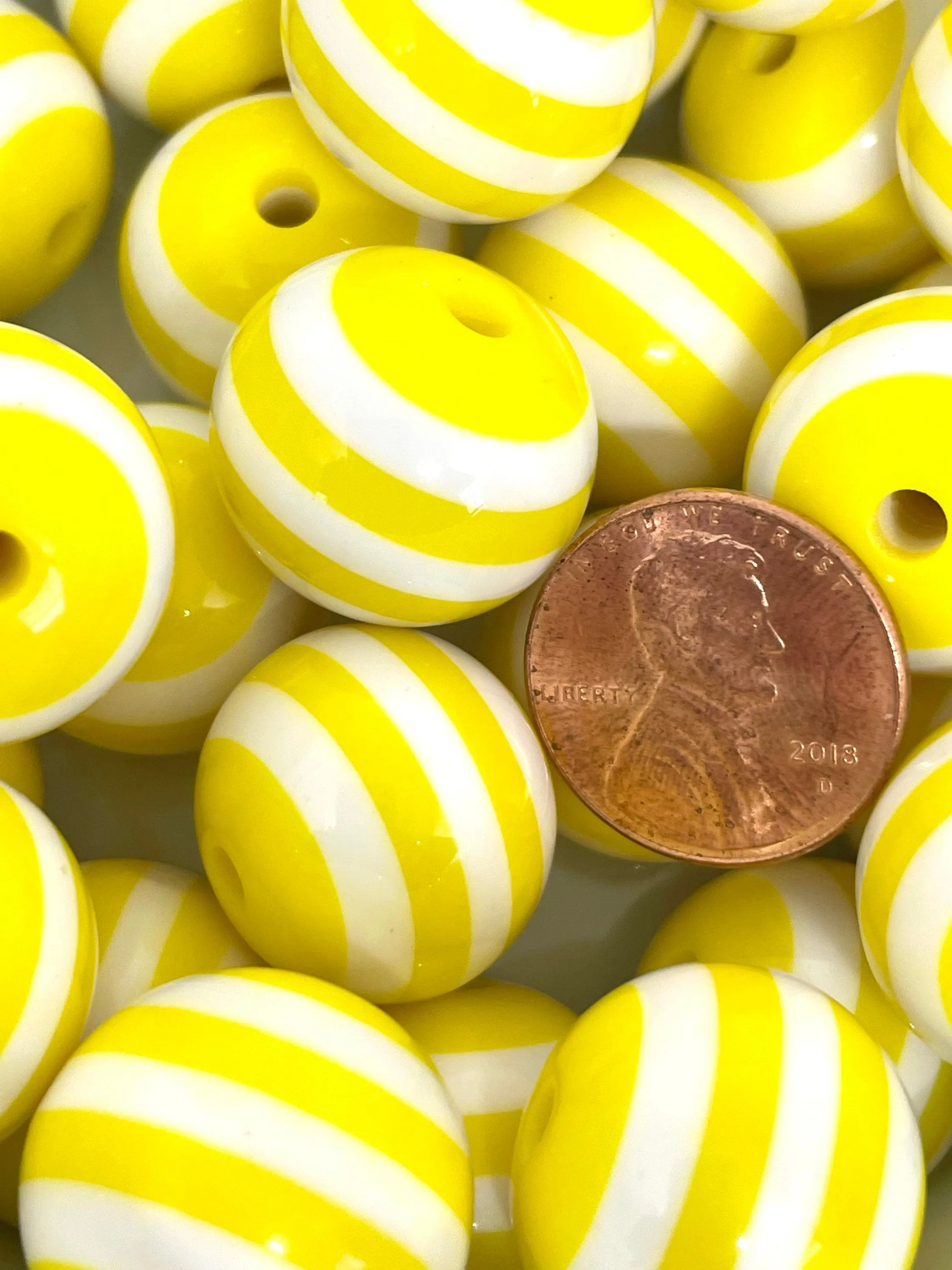 Bright Yellow Beads, Bee Beads for Jewelry Making, Chunky Beads for Necklace, Yellow Striped Beads, 20mm Large Beads for Chunky Jewelry