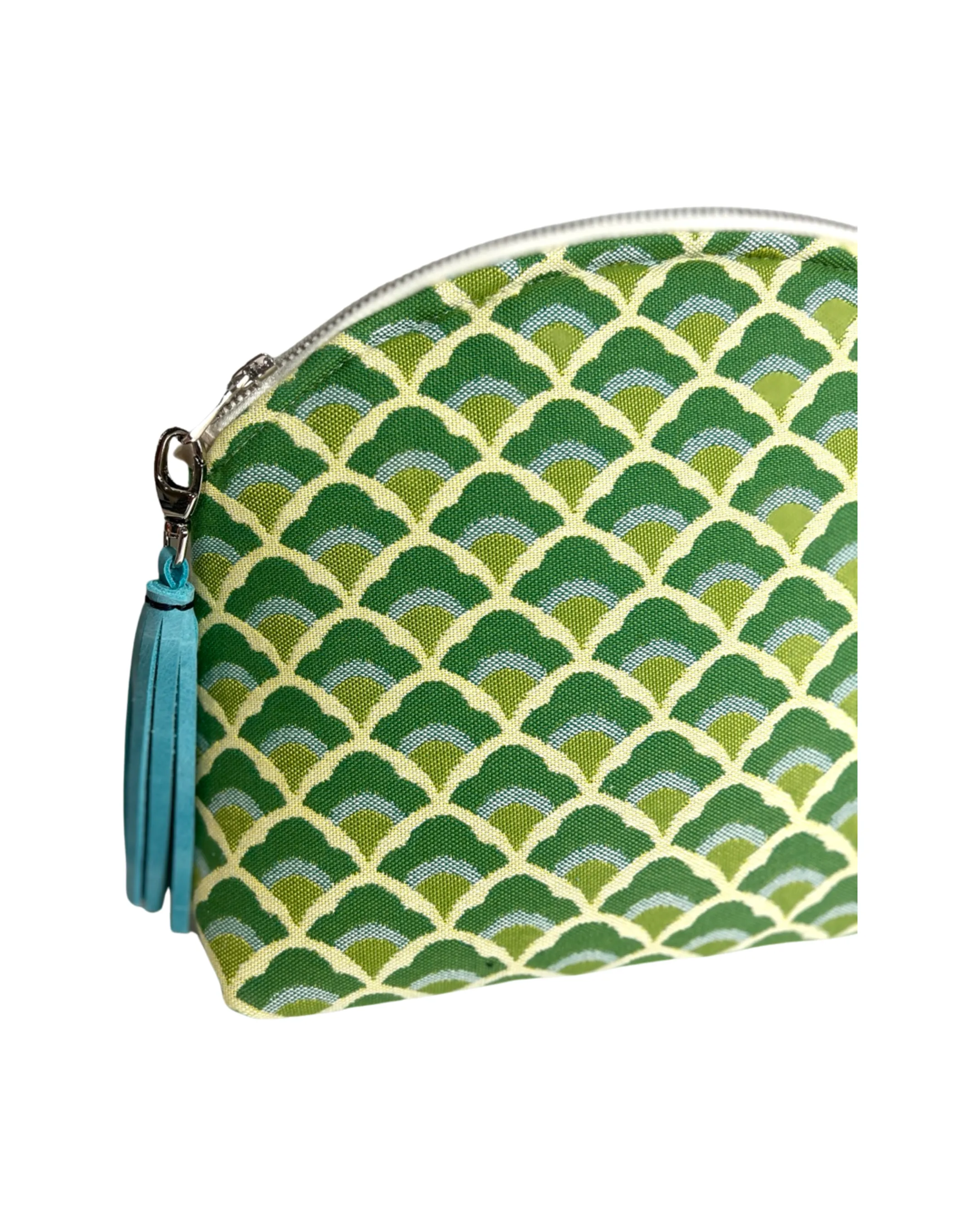 Green Scallop Performance Pouch
