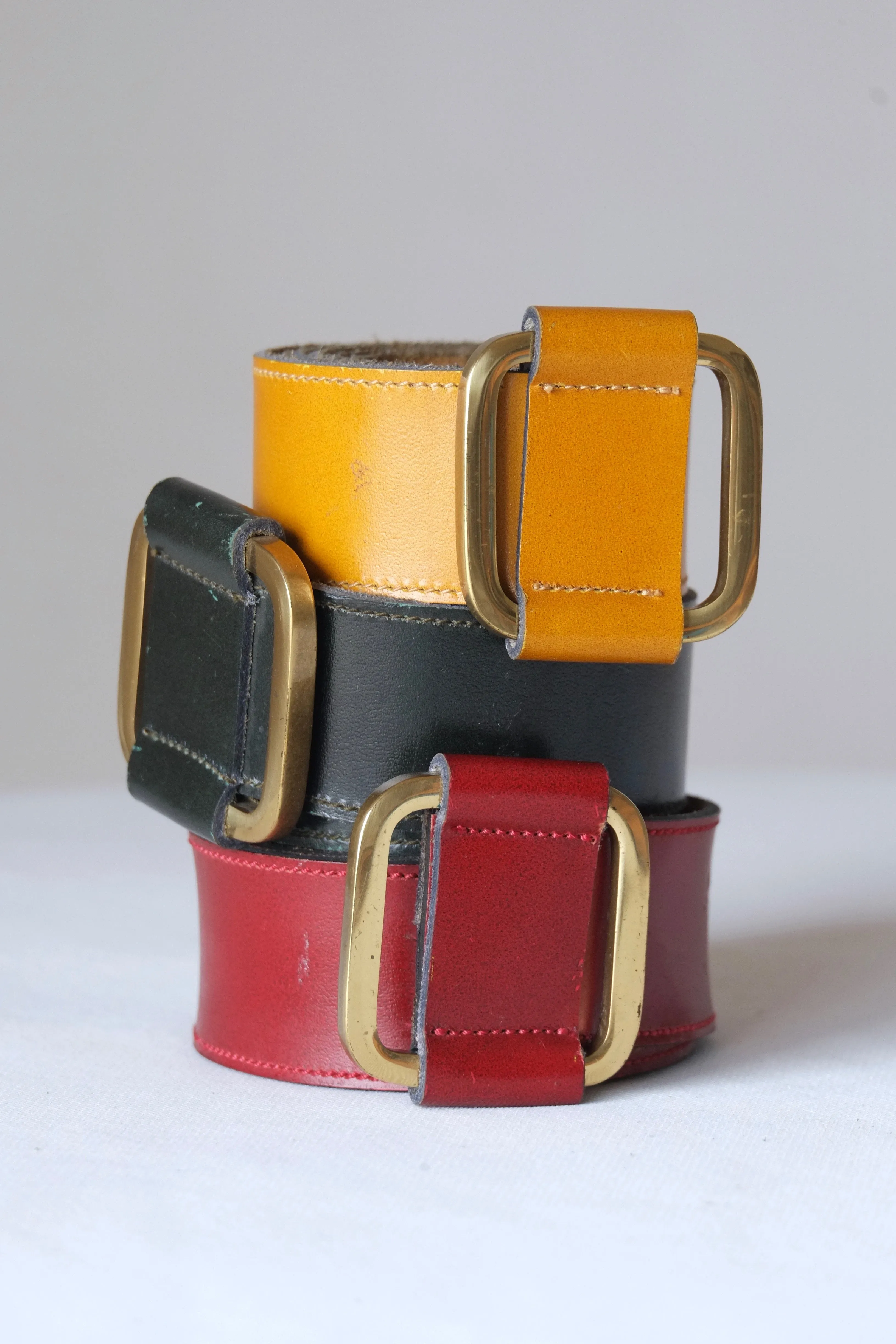 L'AIGLON Rounded Square Slip Buckle Leather Belt
